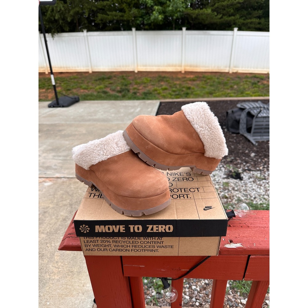 Steve Madden Juney Chestnut Suede Platform Clogs Womens Size 8 Lug Sole Mules